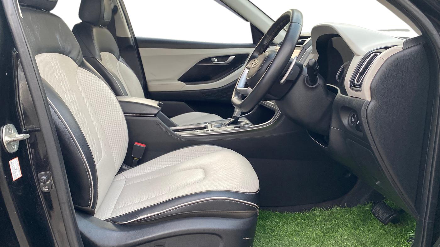 2021 Hyundai Creta SX (O) AT 1.5 DIESEL, Diesel, Automatic, 1,00,034 km, Right Side Front Door Cabin