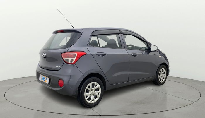 2017 Hyundai Grand i10 MAGNA 1.2 KAPPA VTVT, Petrol, Manual, 65,112 km, Right Back Diagonal