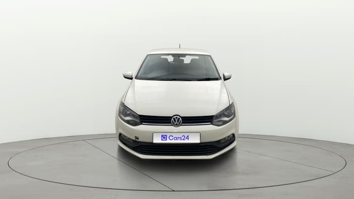 2015 Volkswagen Polo COMFORTLINE 1.2L, Petrol, Manual, 1,32,799 km, Front