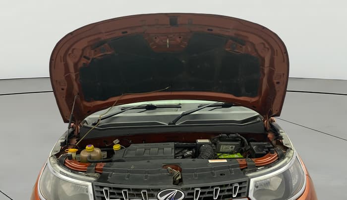 2016 Mahindra Kuv100 K4 5 STR, Petrol, Manual, 46,728 km, Open Bonet