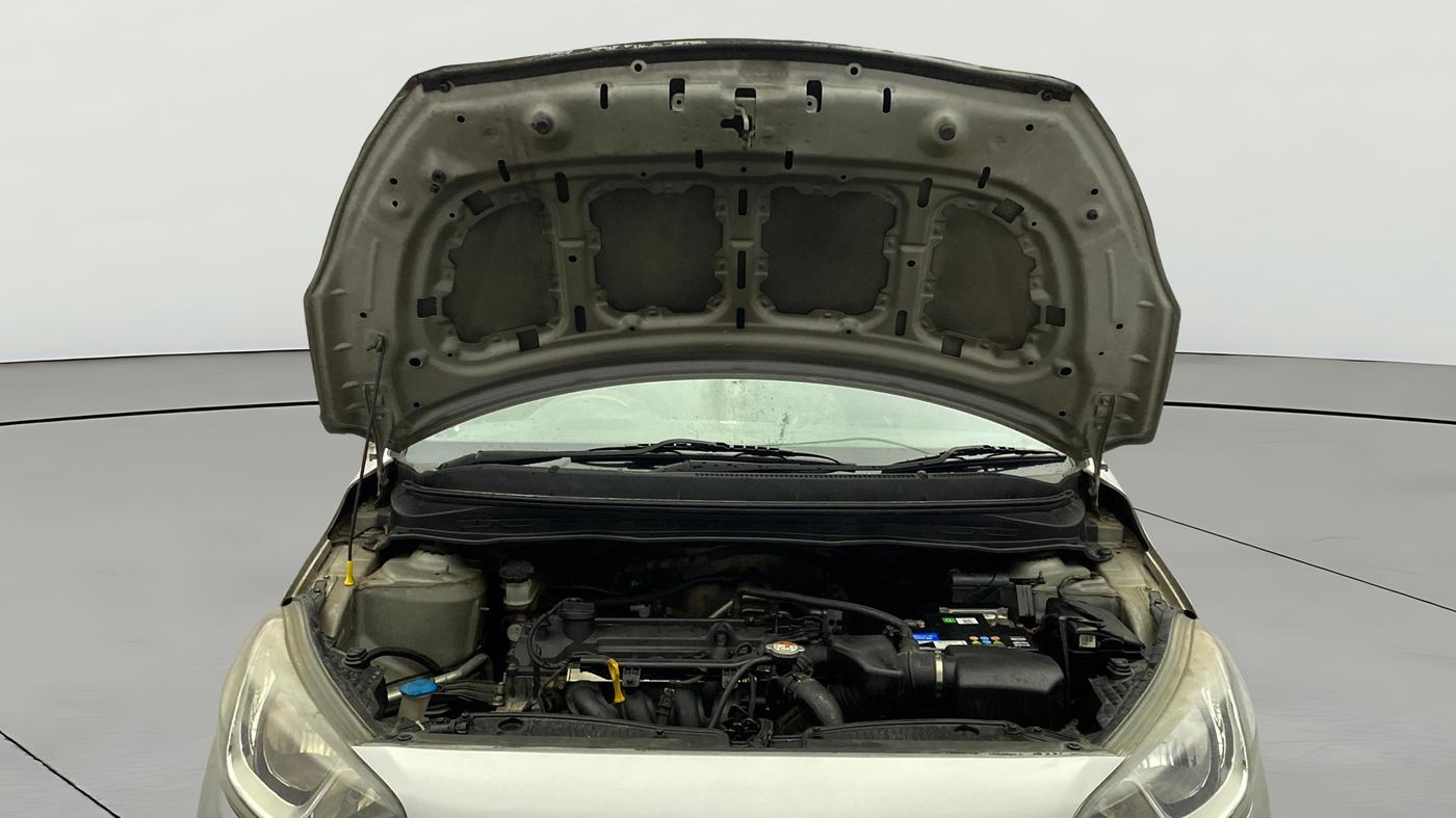 2013 Hyundai i20 MAGNA 1.2, Petrol, Manual, 98,919 km, Open Bonet