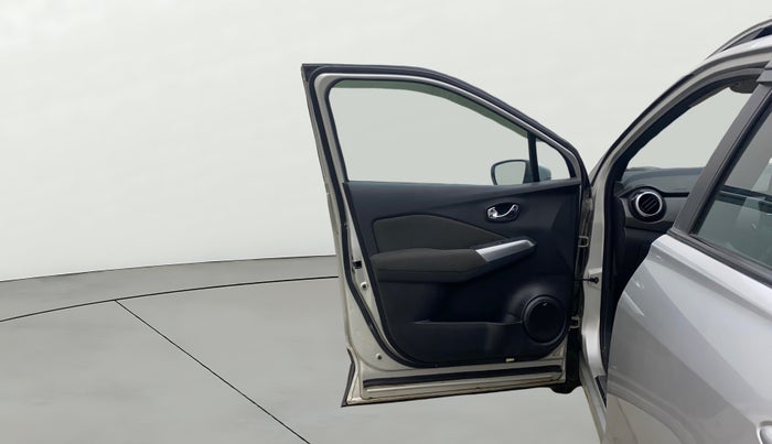 2019 Nissan Kicks XL DIESEL, Diesel, Manual, 66,998 km, LHS Front Door