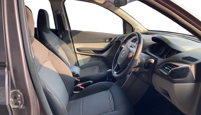 2017 Tata Tiago XT PETROL, Petrol, Manual, 1,36,388 km, Right Side Front Door Cabin