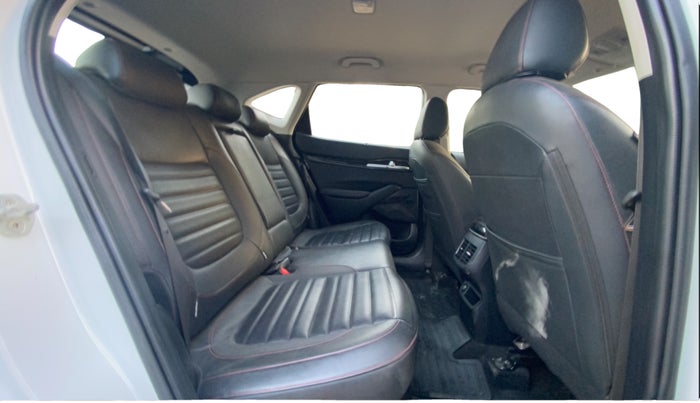 2019 KIA SELTOS GTX AT 1.4 PETROL, Petrol, Automatic, 54,958 km, Right Side Rear Door Cabin