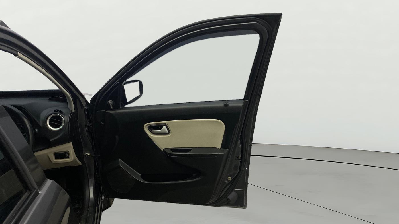 2022 Maruti Alto VXI, Petrol, Manual, 36,017 km, RHS Front Door