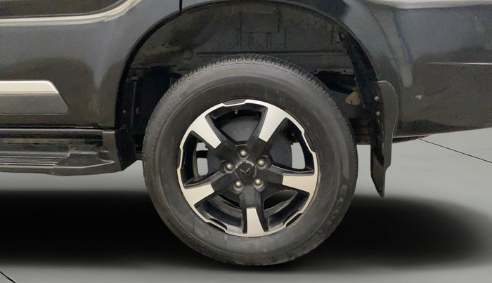 2023 Mahindra SCORPIO CLASSIC S11 7STR, Diesel, Manual, 38,227 km, Left Rear Wheel