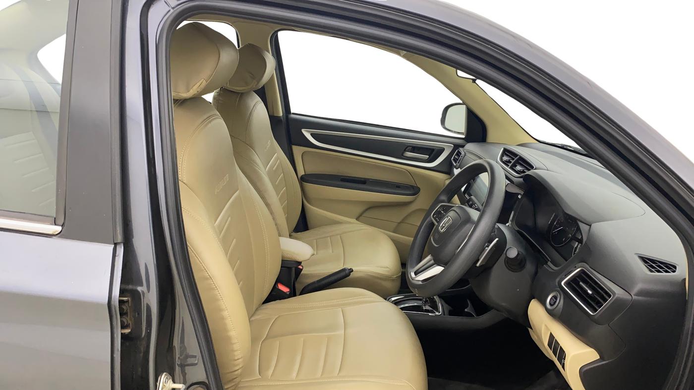 2022 Honda Amaze 1.2L I-VTEC VX CVT, Petrol, Automatic, 26,811 km, Right Side Front Door Cabin