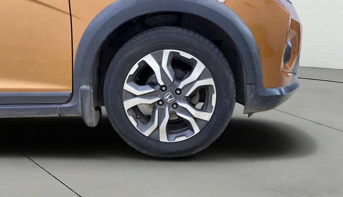 2017 Honda WR-V 1.2L I-VTEC VX MT, Petrol, Manual, 31,844 km, Right Front Wheel