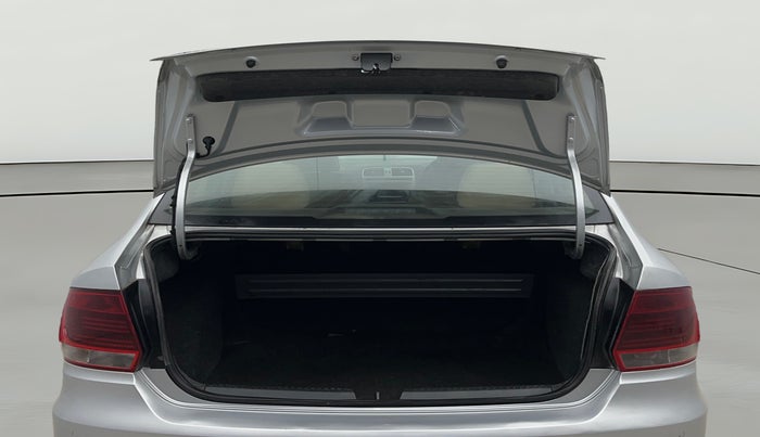 2016 Volkswagen Vento HIGHLINE PETROL AT, Petrol, Automatic, 83,011 km, Boot Door Open