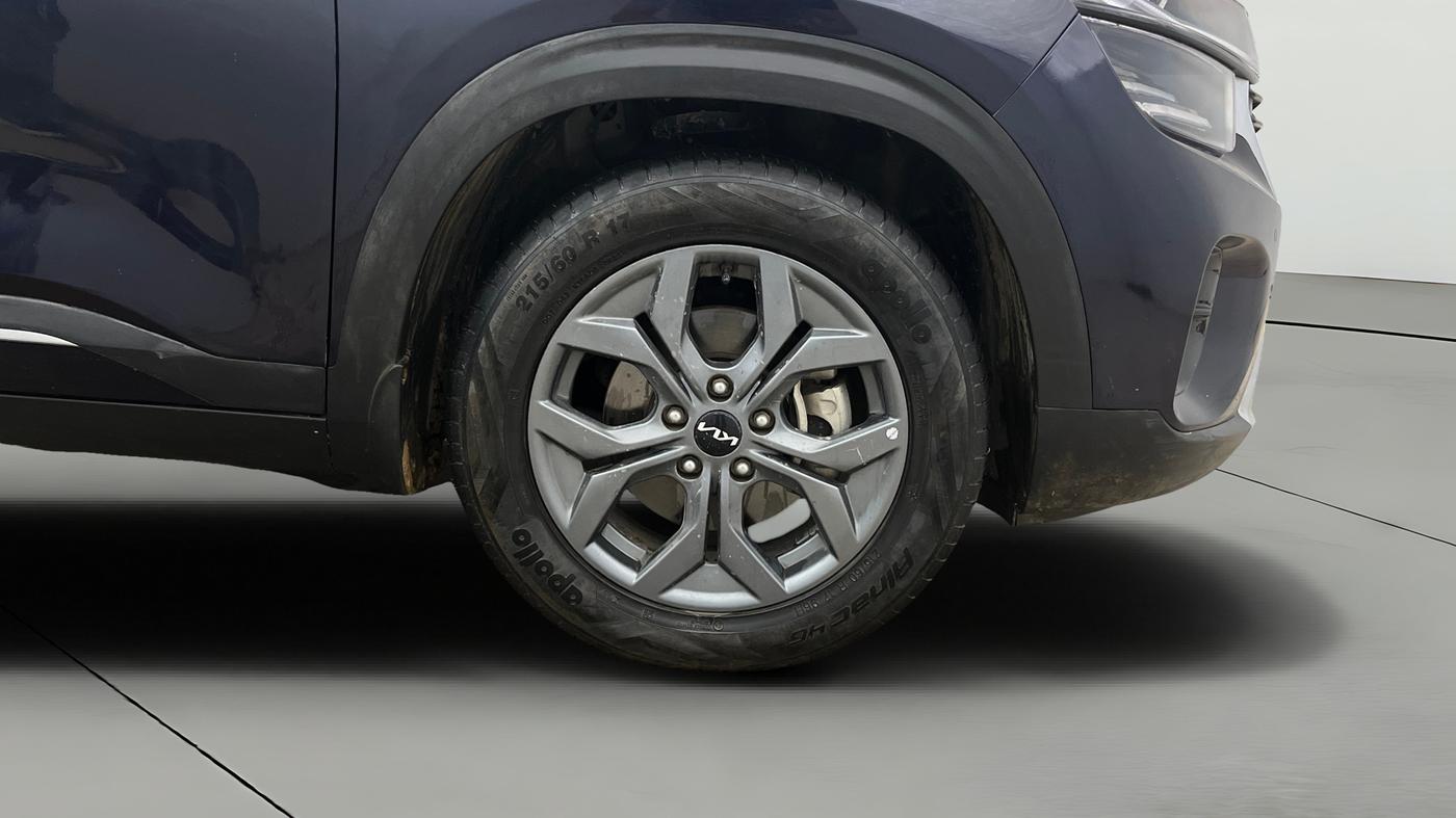 2024 KIA SELTOS  HTX 1.5 PETROL MT, CNG, Manual, 21,801 km, Right Front Wheel