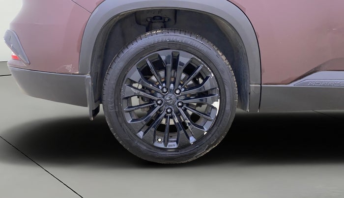 2021 MG HECTOR PLUS SELECT 2.0 DIESEL TURBO MT 7-STR, Diesel, Manual, 72,419 km, Right Rear Wheel