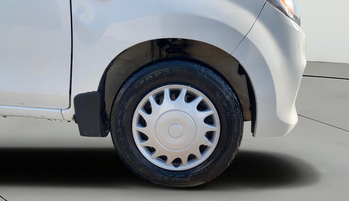 2018 Maruti Alto 800 LXI, Petrol, Manual, 95,057 km, Right Front Wheel