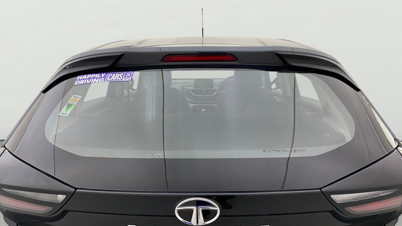 2021 Tata ALTROZ XM PLUS PETROL, CNG, Manual, 56,683 km, Rear Windshield