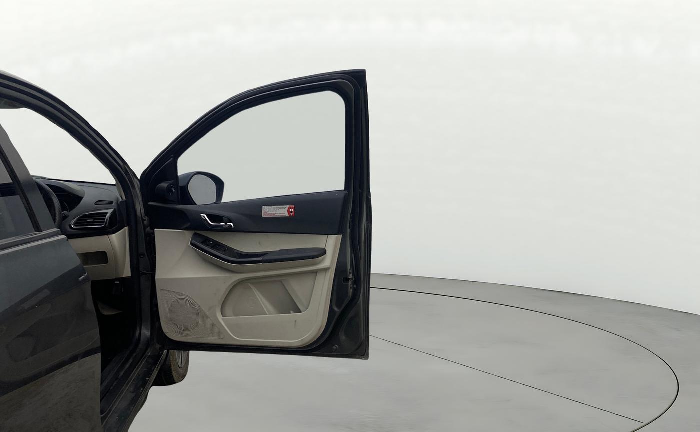 2024 Tata Tiago XZA PLUS PETROL, Petrol, Automatic, 22,141 km, RHS Front Door