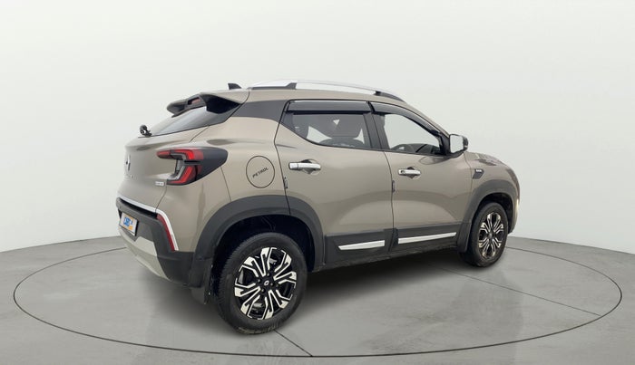 2021 Renault Kiger RXZ AMT, Petrol, Automatic, 10,266 km, Right Back Diagonal