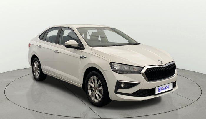 2022 Skoda SLAVIA AMBITION 1.0L TSI AT, Petrol, Automatic, 29,291 km, Right Front Diagonal
