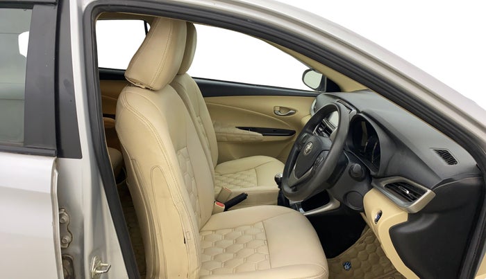 2020 Toyota YARIS G MT, Petrol, Manual, 48,693 km, Right Side Front Door Cabin