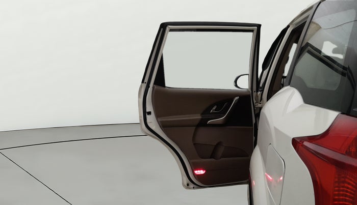 2013 Mahindra XUV500 W8, Diesel, Manual, 96,731 km, LHS Rear Door