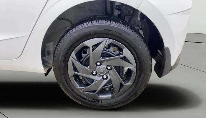 2023 Hyundai NEW I20 MAGNA 1.2 MT, Petrol, Manual, 12,754 km, Left Rear Wheel