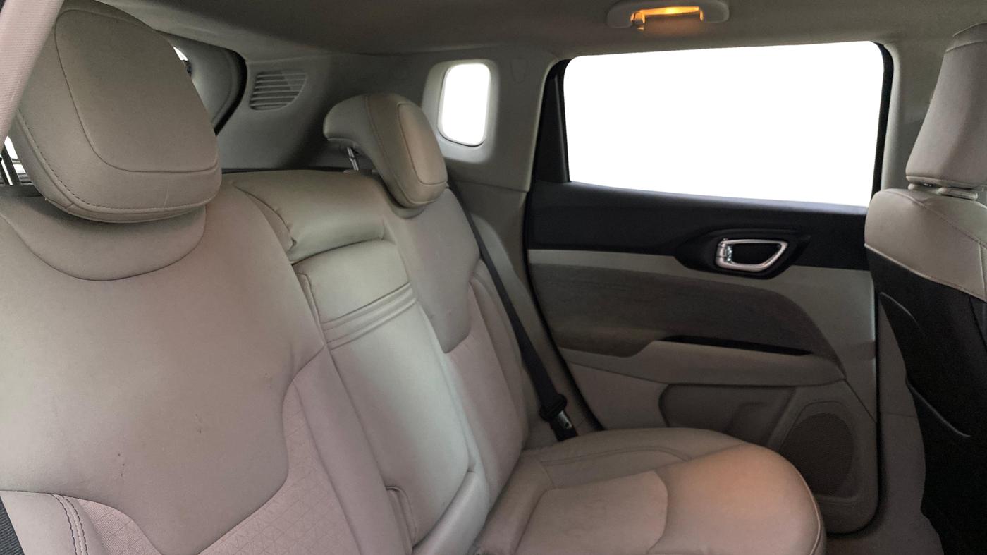2021 Jeep Compass LONGITUDE (O) 1.4 PETROL DCT, Petrol, Automatic, 74,548 km, Right Side Rear Door Cabin