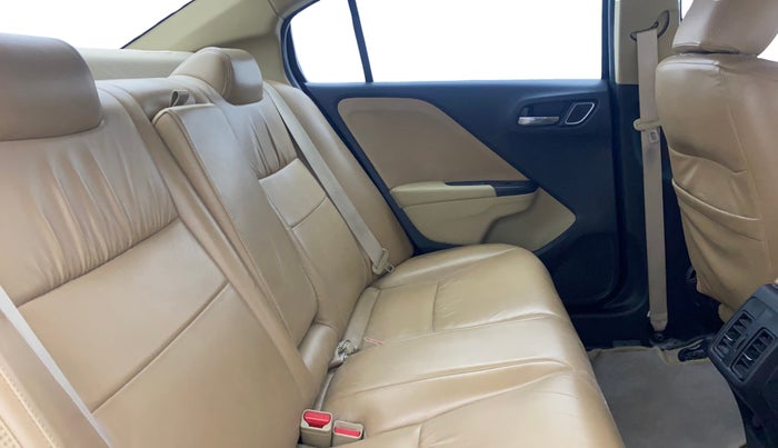 2017 Honda City 1.5L I-VTEC V MT, Petrol, Manual, 71,845 km, Right Side Rear Door Cabin