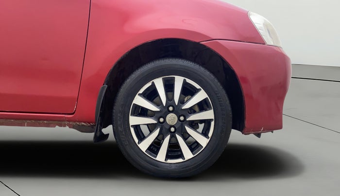 2016 Toyota Etios Liva V, Petrol, Manual, 37,689 km, Right Front Wheel