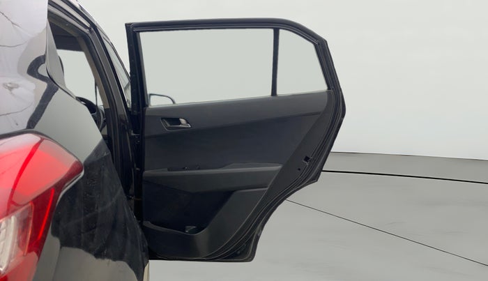 2016 Hyundai Creta SX PLUS 1.6 PETROL, Petrol, Manual, 75,687 km, RHS Rear Door