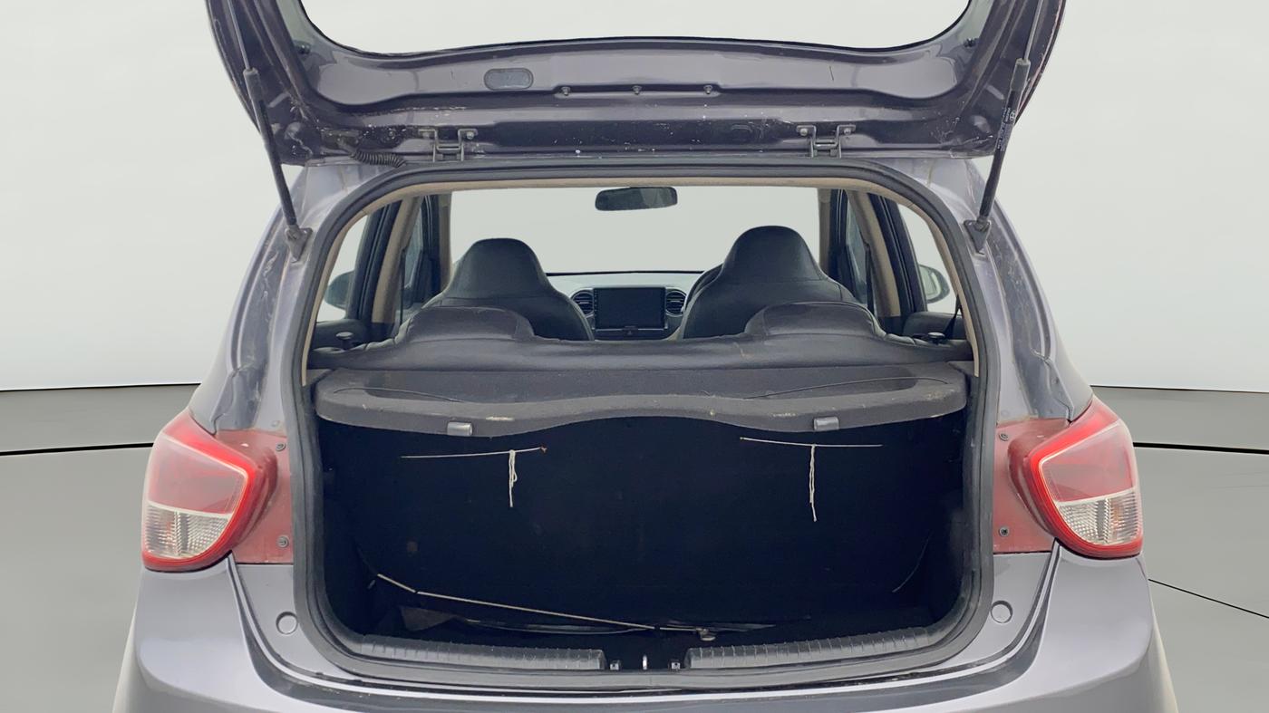 2016 Hyundai Grand i10 MAGNA AT 1.2 KAPPA VTVT, Petrol, Automatic, 1,44,747 km, Boot Open Zoomed View