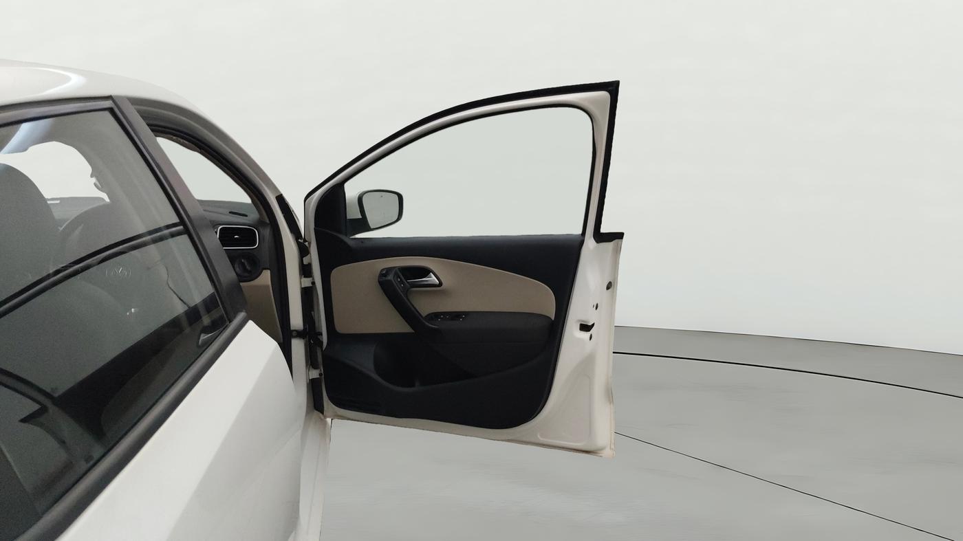 2014 Volkswagen Polo GT TSI AT, Petrol, Automatic, 89,070 km, RHS Front Door