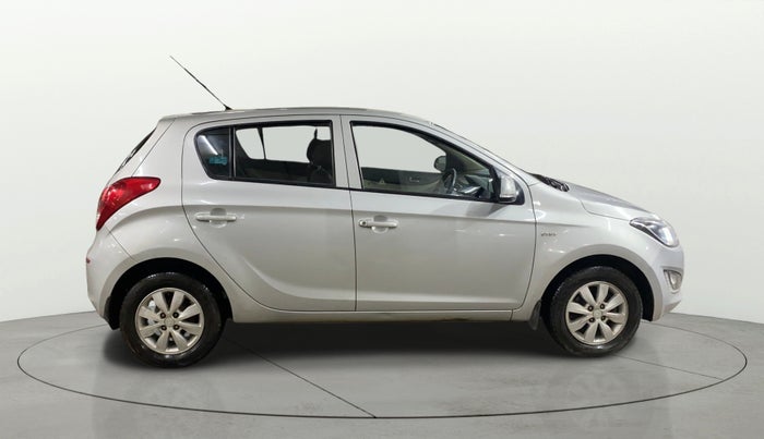 2014 Hyundai i20 SPORTZ 1.2, Petrol, Manual, 77,545 km, Right Side View