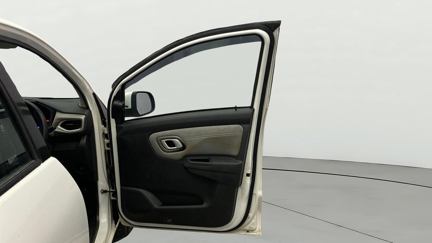 2020 Datsun Redi Go T(O) 1.0 AMT, Petrol, Automatic, 31,745 km, RHS Front Door