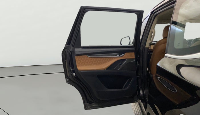 2023 MG GLOSTER SAVVY 2.0 TURBO 7 STR 2WD, Diesel, Automatic, 36,456 km, LHS Rear Door