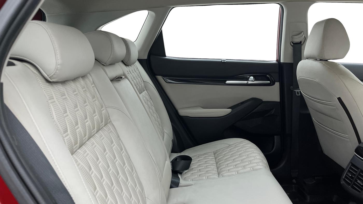 2020 KIA SELTOS HTX 1.5 PETROL, Petrol, Manual, 26,071 km, Right Side Rear Door Cabin