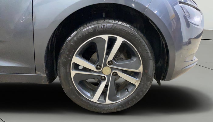 2020 Tata ALTROZ XZ PLUS PETROL, Petrol, Manual, 67,821 km, Right Front Wheel