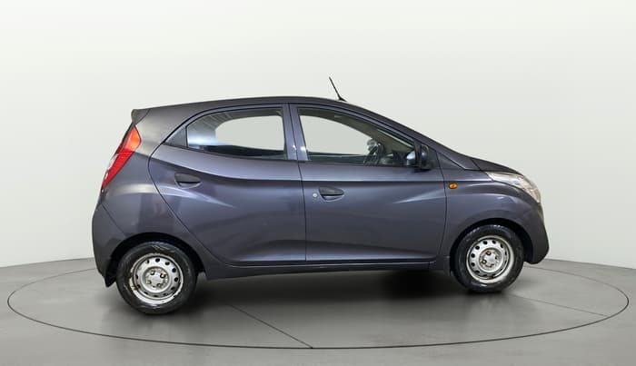 2017 Hyundai Eon ERA +, Petrol, Manual, 68,946 km, Right Side View