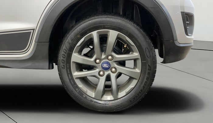 2020 Ford FREESTYLE TITANIUM 1.2 PETROL, Petrol, Manual, 17,663 km, Left Rear Wheel