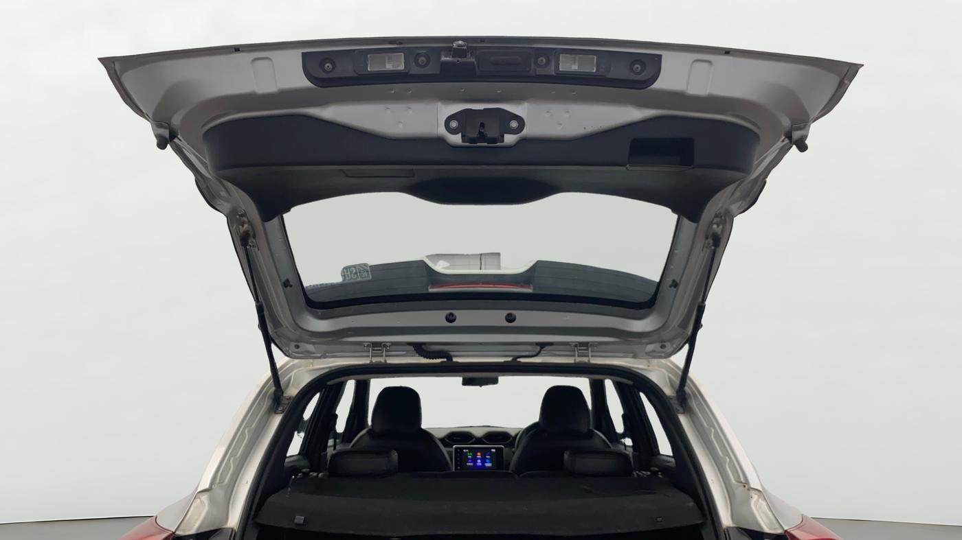 2020 Nissan MAGNITE XV PREMIUM TURBO, Petrol, Manual, 35,638 km, Boot Door Open