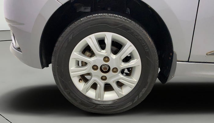 2018 Tata Tiago XZ PETROL, Petrol, Manual, 55,105 km, Left Front Wheel