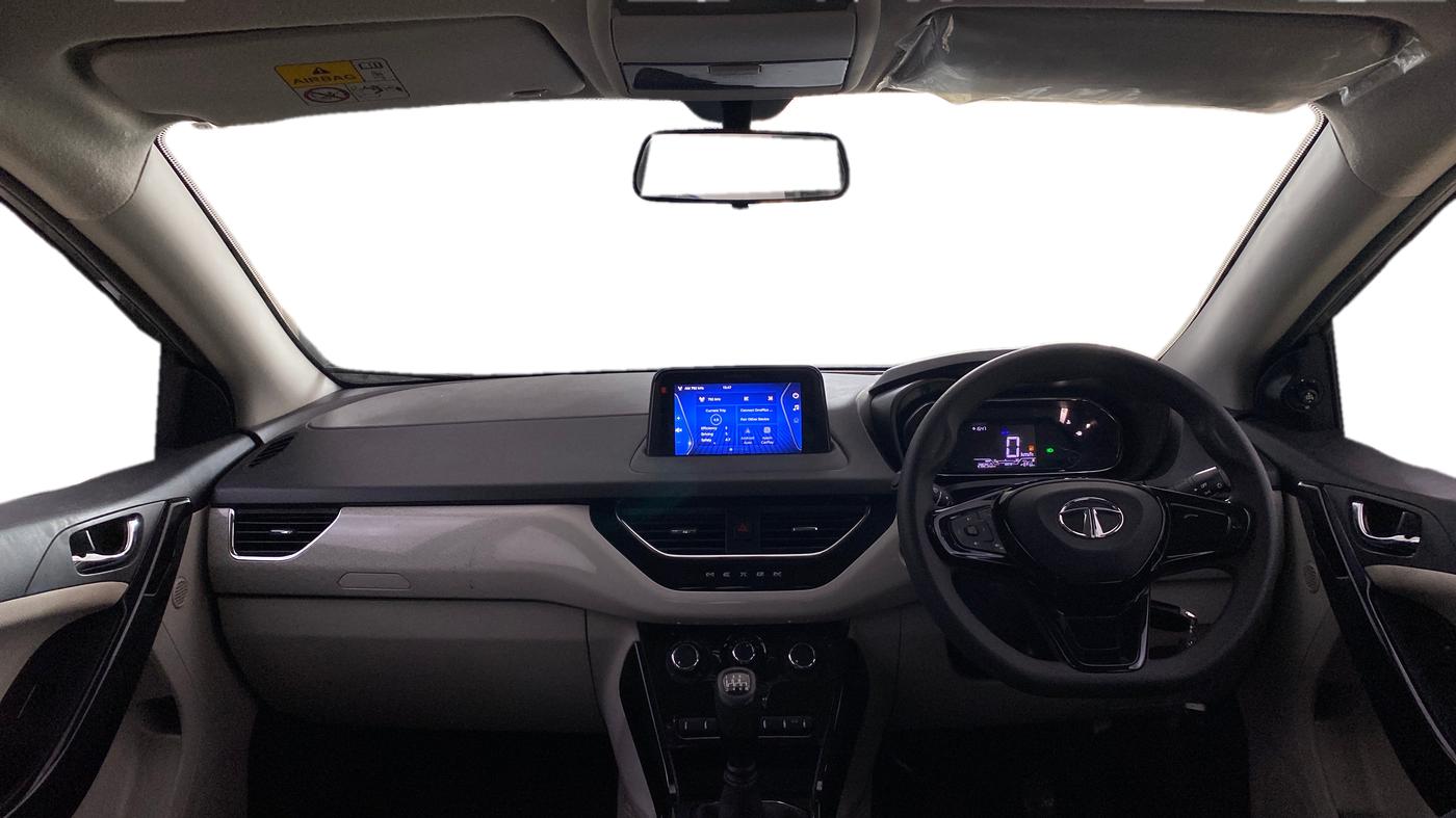 2022 Tata NEXON XZ PETROL, Petrol, Manual, 28,250 km, Dashboard