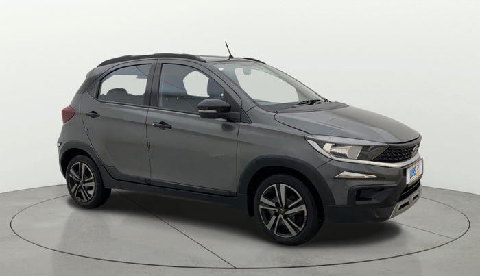 2022 Tata TIAGO NRG XZ AMT, Petrol, Automatic, 40,699 km, Right Front Diagonal