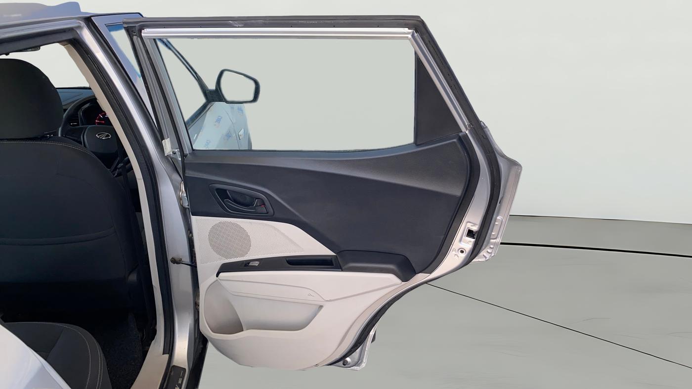2019 Mahindra XUV300 W4 1.5 DIESEL, Diesel, Manual, 56,364 km, RHS Rear Door