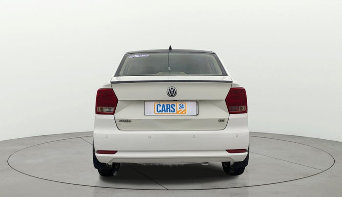 2017 Volkswagen Ameo HIGHLINE PLUS 1.5L AT 16 ALLOY, Diesel, Automatic, 1,37,489 km, Back/Rear