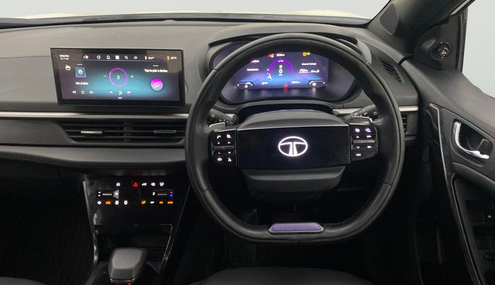 2023 Tata NEXON FEARLESS + SUNROOF DCA DUAL TONE 1.2 PETROL, Petrol, Automatic, 36,407 km, Steering Wheel Close Up