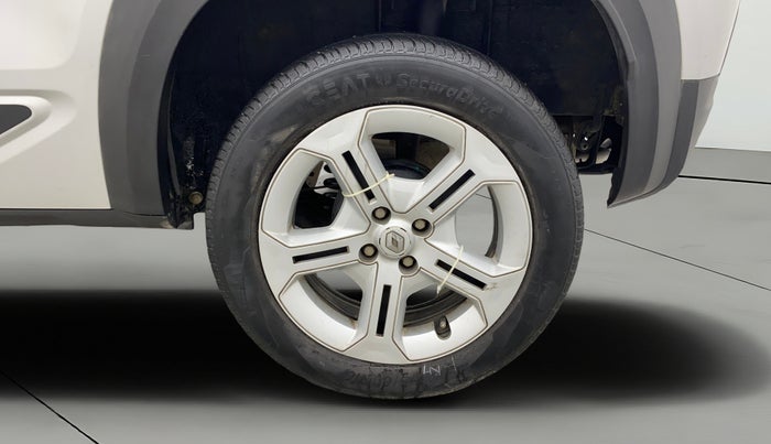 2021 Renault Kiger RXT 1.0 TURBO MT DUAL TONE, Petrol, Manual, 38,172 km, Left Rear Wheel