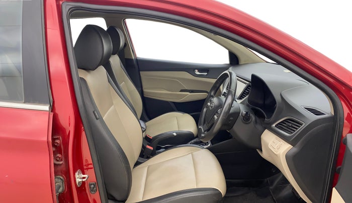 2018 Hyundai Verna 1.6 VTVT SX (O) AT, Petrol, Automatic, 56,470 km, Right Side Front Door Cabin