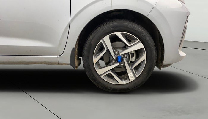 2024 Hyundai AURA SX 1.2, Petrol, Manual, 4,007 km, Right Front Wheel