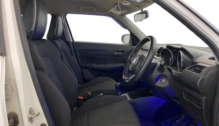 2020 Maruti Swift VXI, Petrol, Manual, 35,335 km, Right Side Front Door Cabin