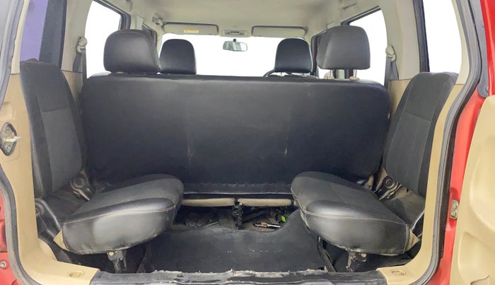 2015 Mahindra TUV300 T8, Diesel, Manual, 88,311 km, Third Seat Row ( optional )