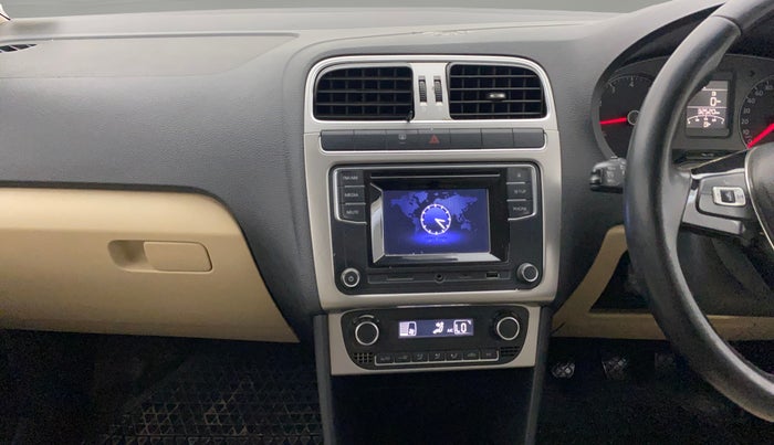 2016 Volkswagen Ameo HIGHLINE1.2L, Petrol, Manual, 32,487 km, Air Conditioner