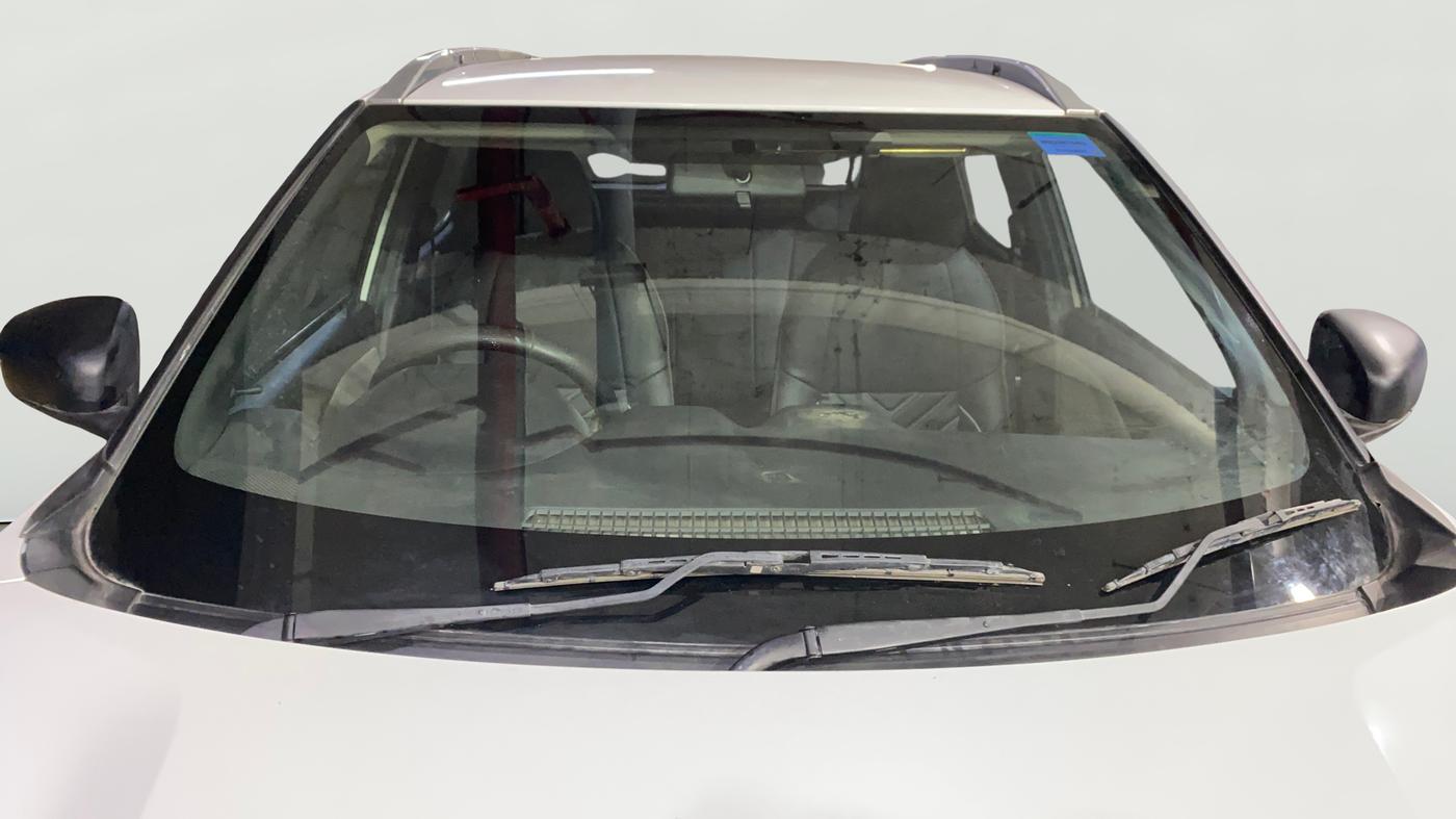 2023 Nissan MAGNITE XE, Petrol, Manual, 19,740 km, Front Windshield